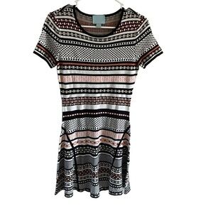 CECE SWEATER DRESS size small geometric Halloween fall colors short sleeve